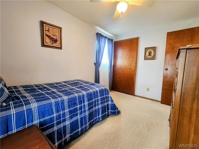 69 Azalea Drive, West Seneca, NY 14224