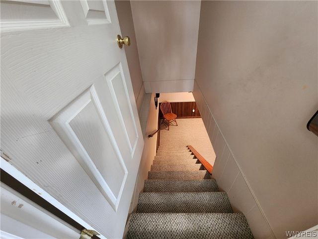 69 Azalea Drive, West Seneca, NY 14224