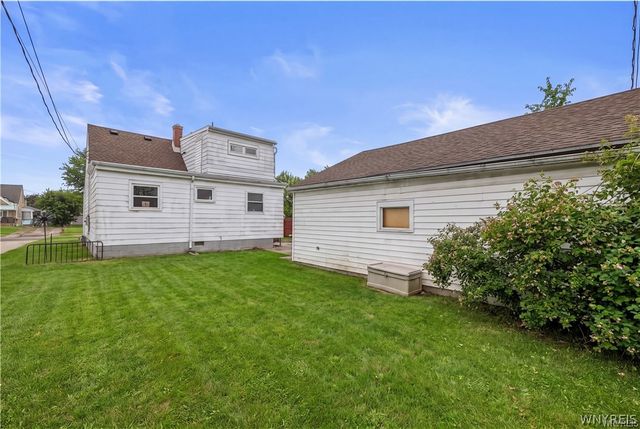 12 Leonard Post Drive, Cheektowaga, NY 14211