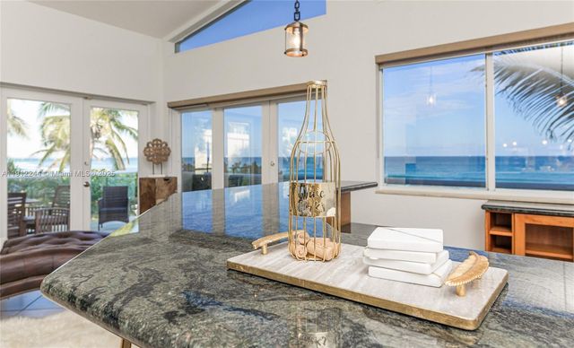 302 Balboa St 0, Hollywood, FL 33019