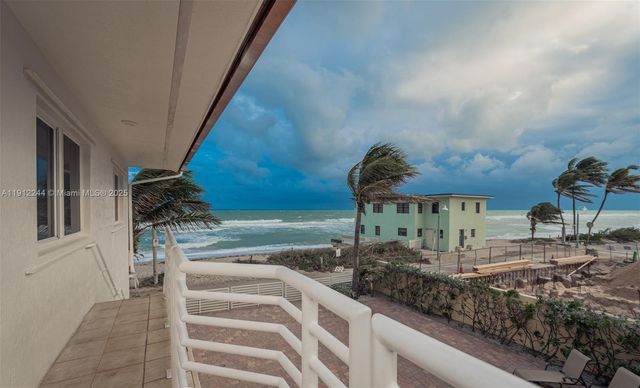 302 Balboa St 0, Hollywood, FL 33019