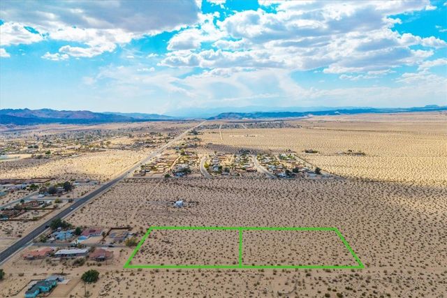 1234 Skyview Lane, Twentynine Palms, CA 92277