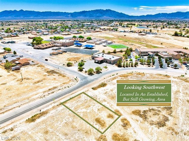 1000 East Honeysuckle Street, Pahrump, NV 89048