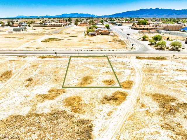 1000 East Honeysuckle Street, Pahrump, NV 89048