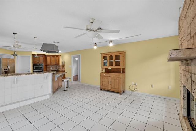 2085 SUSSEX DRIVE, Mount Dora, FL 32757