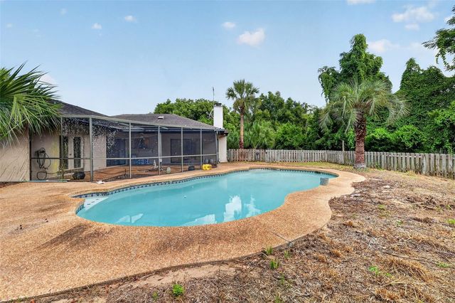 2085 SUSSEX DRIVE, Mount Dora, FL 32757