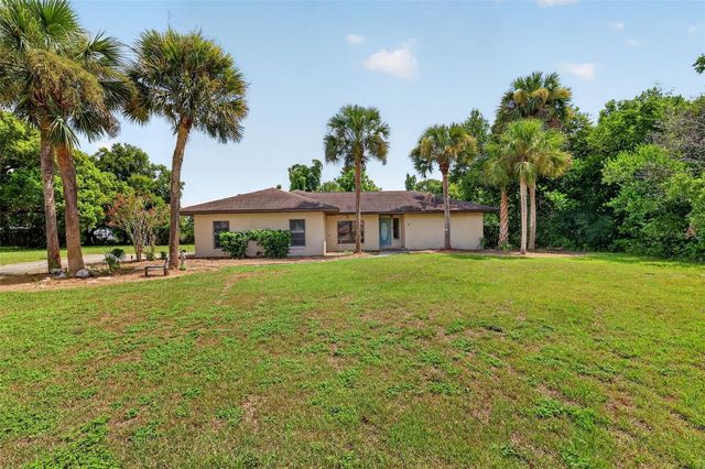 2085 SUSSEX DRIVE, Mount Dora, FL 32757
