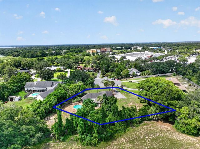 2085 SUSSEX DRIVE, Mount Dora, FL 32757