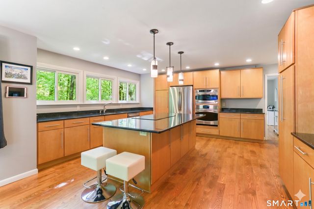 80 East Ridge Road, Stamford, CT 06903