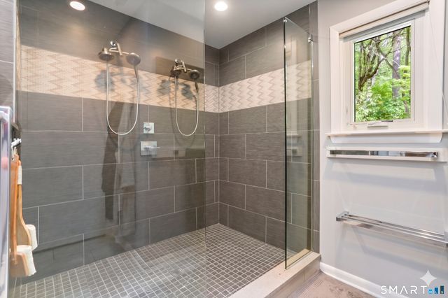 80 East Ridge Road, Stamford, CT 06903