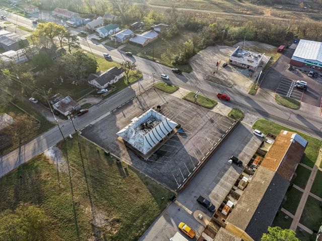 1901 W Morton Street, Denison, TX 75020