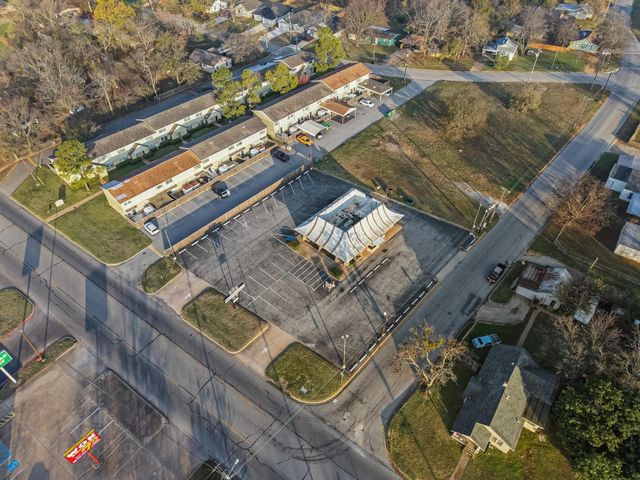 1901 W Morton Street, Denison, TX 75020