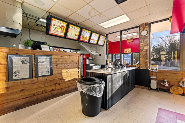 1901 W Morton Street, Denison, TX 75020