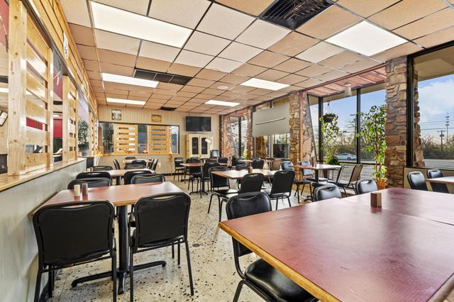 1901 W Morton Street, Denison, TX 75020