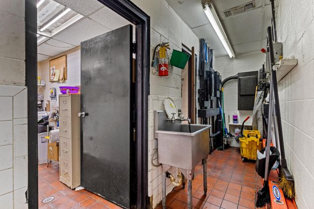 1901 W Morton Street, Denison, TX 75020