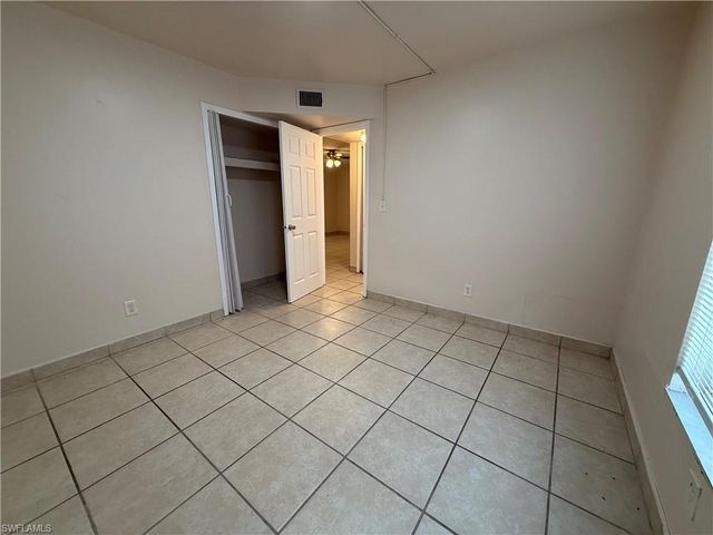 3950 Lora ST 109, Fort Myers, FL 33916