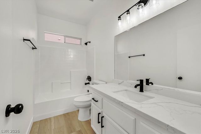 1480 Summer Glow Avenue, Henderson, NV 89012