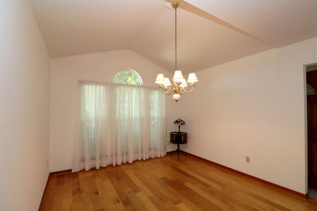 1146 San Jose Forest Dr, St Augustine, FL 32080