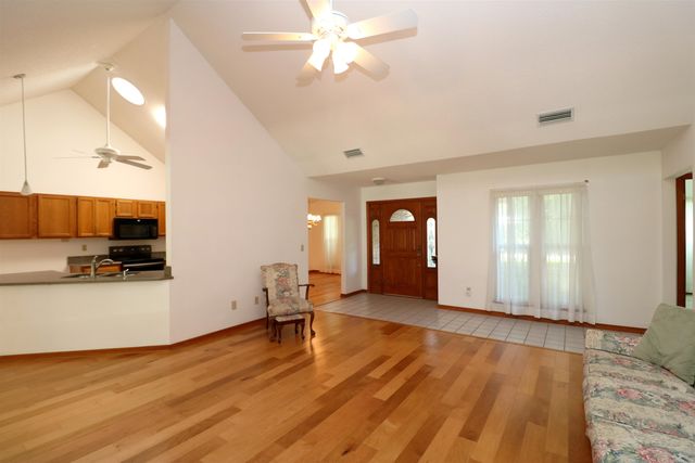 1146 San Jose Forest Dr, St Augustine, FL 32080