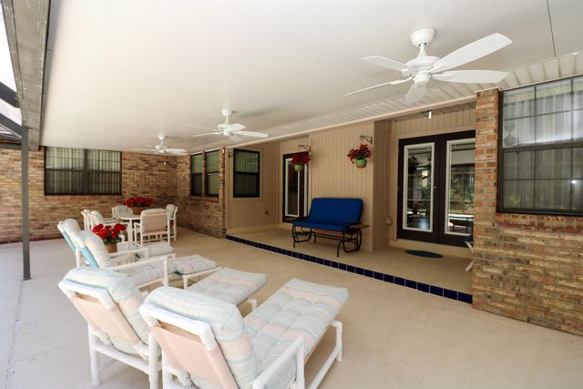 1146 San Jose Forest Dr, St Augustine, FL 32080