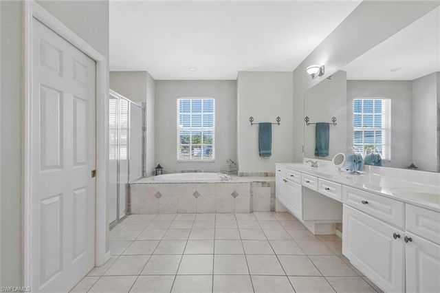 3830 SW 15th PL, Cape Coral, FL 33914