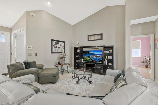 3830 SW 15th PL, Cape Coral, FL 33914