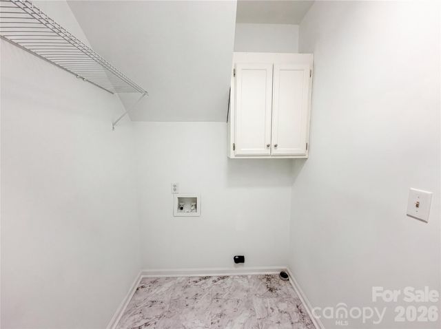 5908 Bookbinders Lane, Charlotte, NC 28270