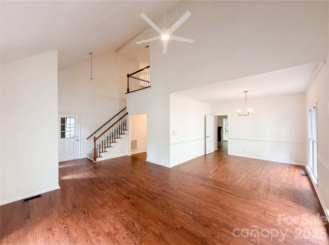 5908 Bookbinders Lane, Charlotte, NC 28270