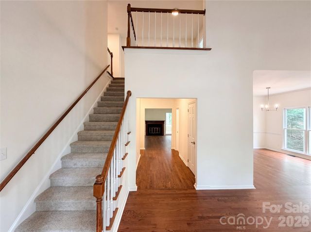 5908 Bookbinders Lane, Charlotte, NC 28270