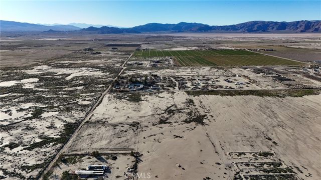 796 Sherman Way, Lucerne Valley, CA 92356