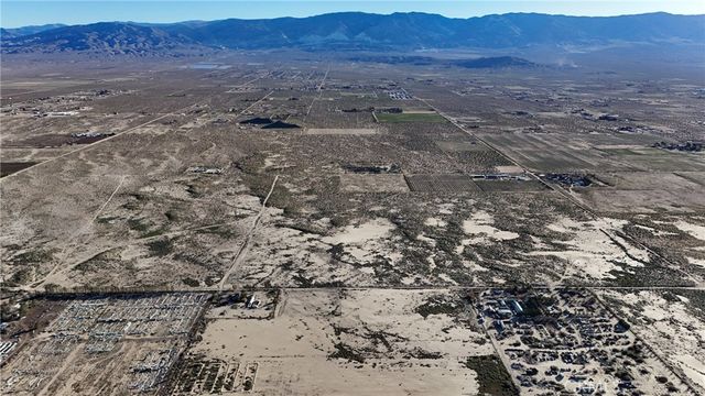 796 Sherman Way, Lucerne Valley, CA 92356