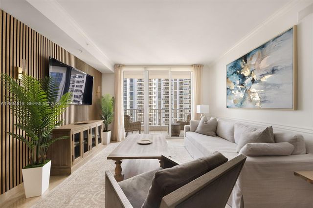 801 Brickell Key Boulevard 2008, Miami, FL 33131