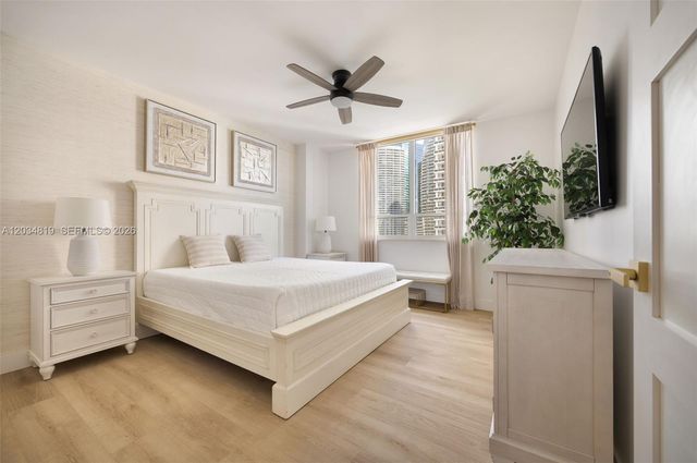 801 Brickell Key Boulevard 2008, Miami, FL 33131