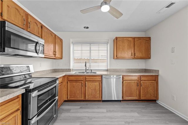 148 Graystone TRCE, Suffolk, VA 23435