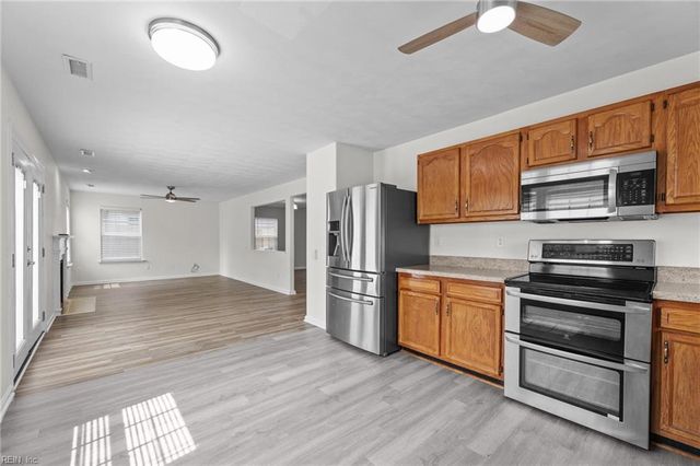 148 Graystone TRCE, Suffolk, VA 23435