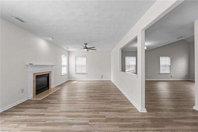 148 Graystone TRCE, Suffolk, VA 23435