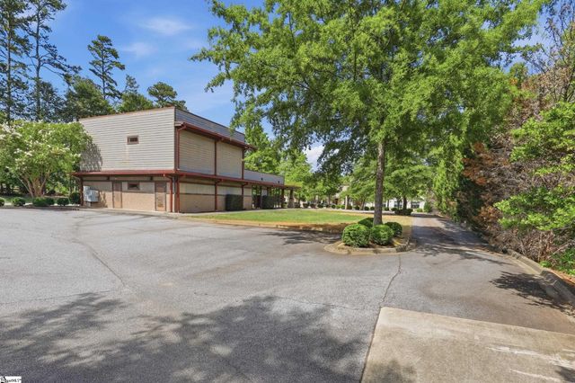 142 Mall Connector Road, Greenville, SC 29607