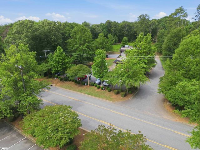 142 Mall Connector Road, Greenville, SC 29607