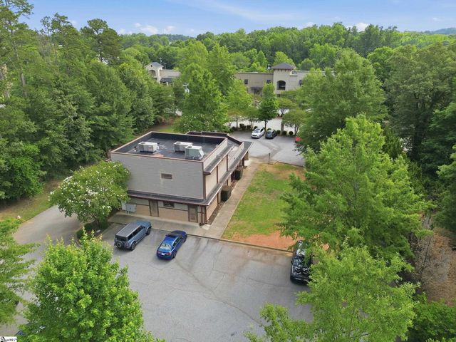 142 Mall Connector Road, Greenville, SC 29607