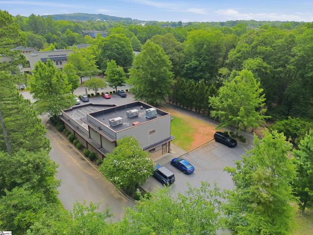 142 Mall Connector Road, Greenville, SC 29607