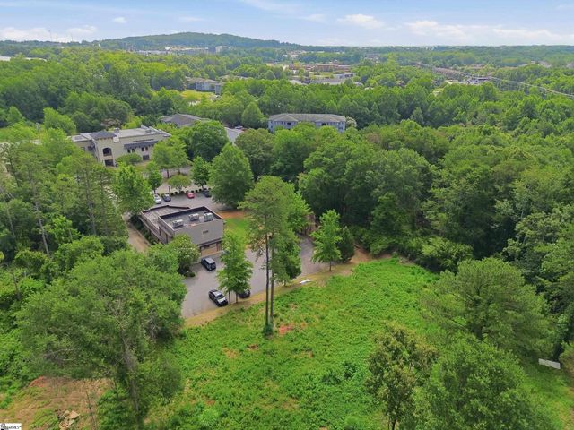 142 Mall Connector Road, Greenville, SC 29607