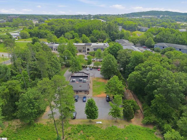 142 Mall Connector Road, Greenville, SC 29607