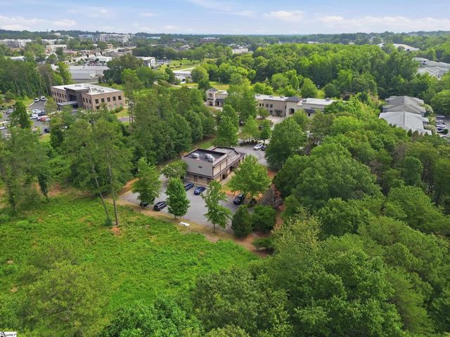 142 Mall Connector Road, Greenville, SC 29607