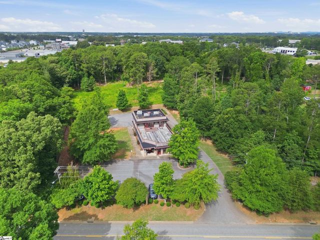 142 Mall Connector Road, Greenville, SC 29607