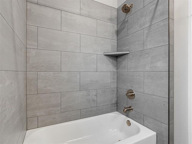 6009 Allen Scott Lane, Edmond, OK 73034