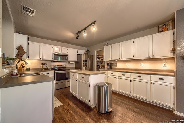 9807 Sandlet, San Antonio, TX 78254