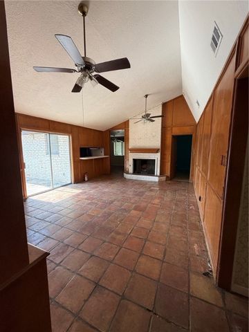 3601 Waterloo Dr, Corpus Christi, TX 78415