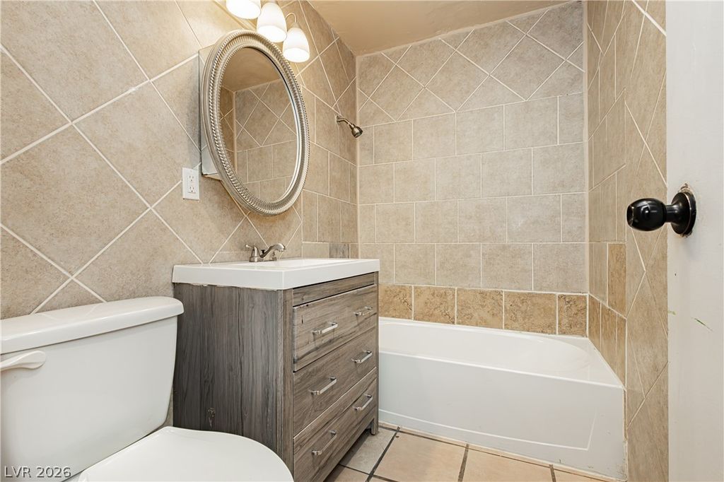 Image 14 of property listing at 1409 Sombrero Drive, Las Vegas, NV 89169