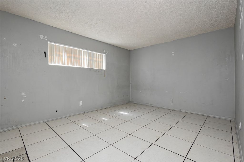 Image 17 of property listing at 1409 Sombrero Drive, Las Vegas, NV 89169