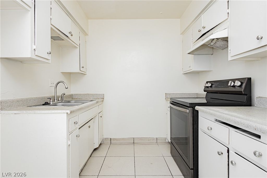 Image 41 of property listing at 1409 Sombrero Drive, Las Vegas, NV 89169